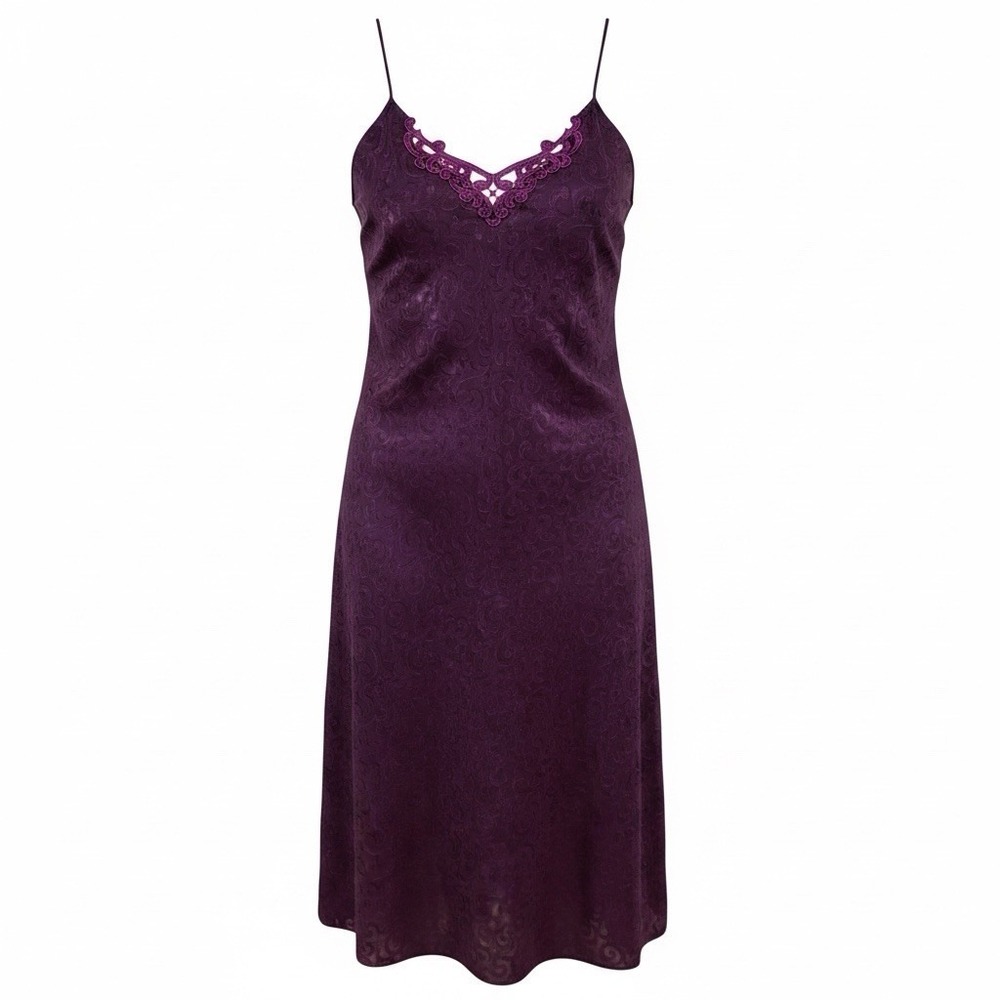 Women's Purple Slip Plus Size 2X - 3X - No Brand or Tag - Night Gown - Dress